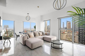 FIRST CLASS 2BR Modern & Classy DIFC Living